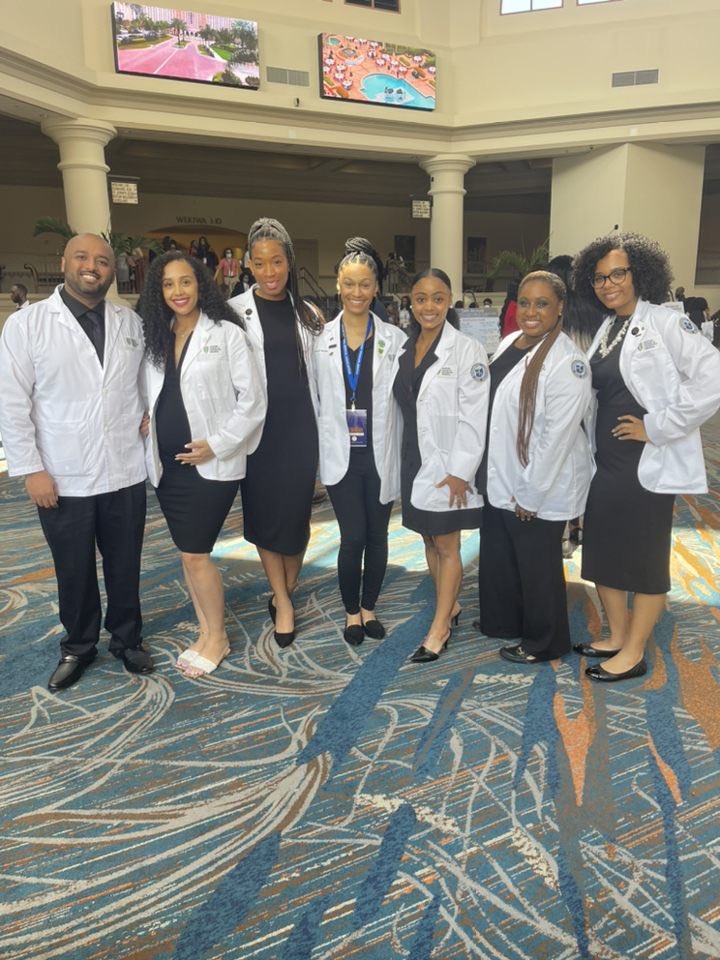Mission accomplished: OU HCOM won SNMA chapter of the year. Thank you all for your support, service, and dedication. Let’s keep up the great work! #DiversifyingTheFaceOfMedicine