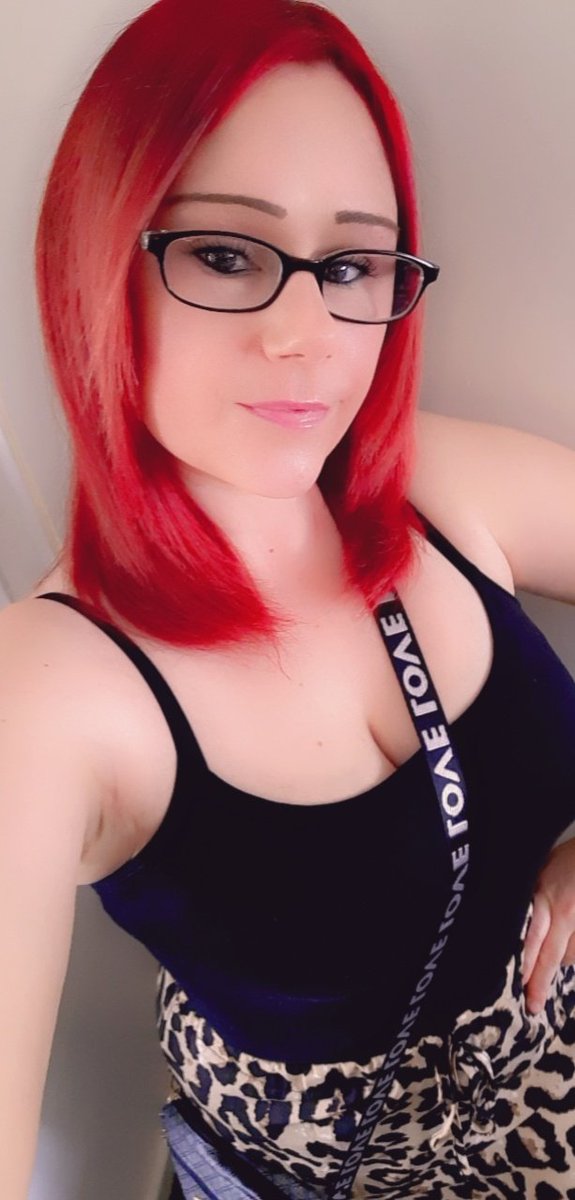 VickyMackinder1's tweet photo. Photo from my day/night out  #redhead #bepositive #tiktok #instergram https://t.co/EzuwpgVNyU