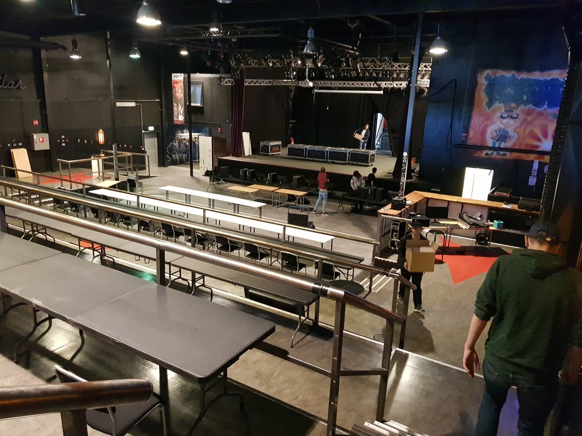 pOlimontO tweet media