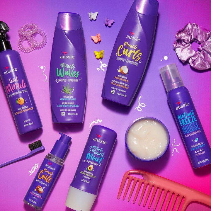 just the essentials ✅ what’s in ur haircare drawer?