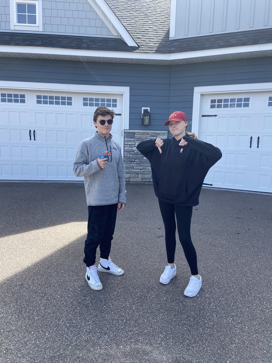 GLOCK O CLOCK tweet media