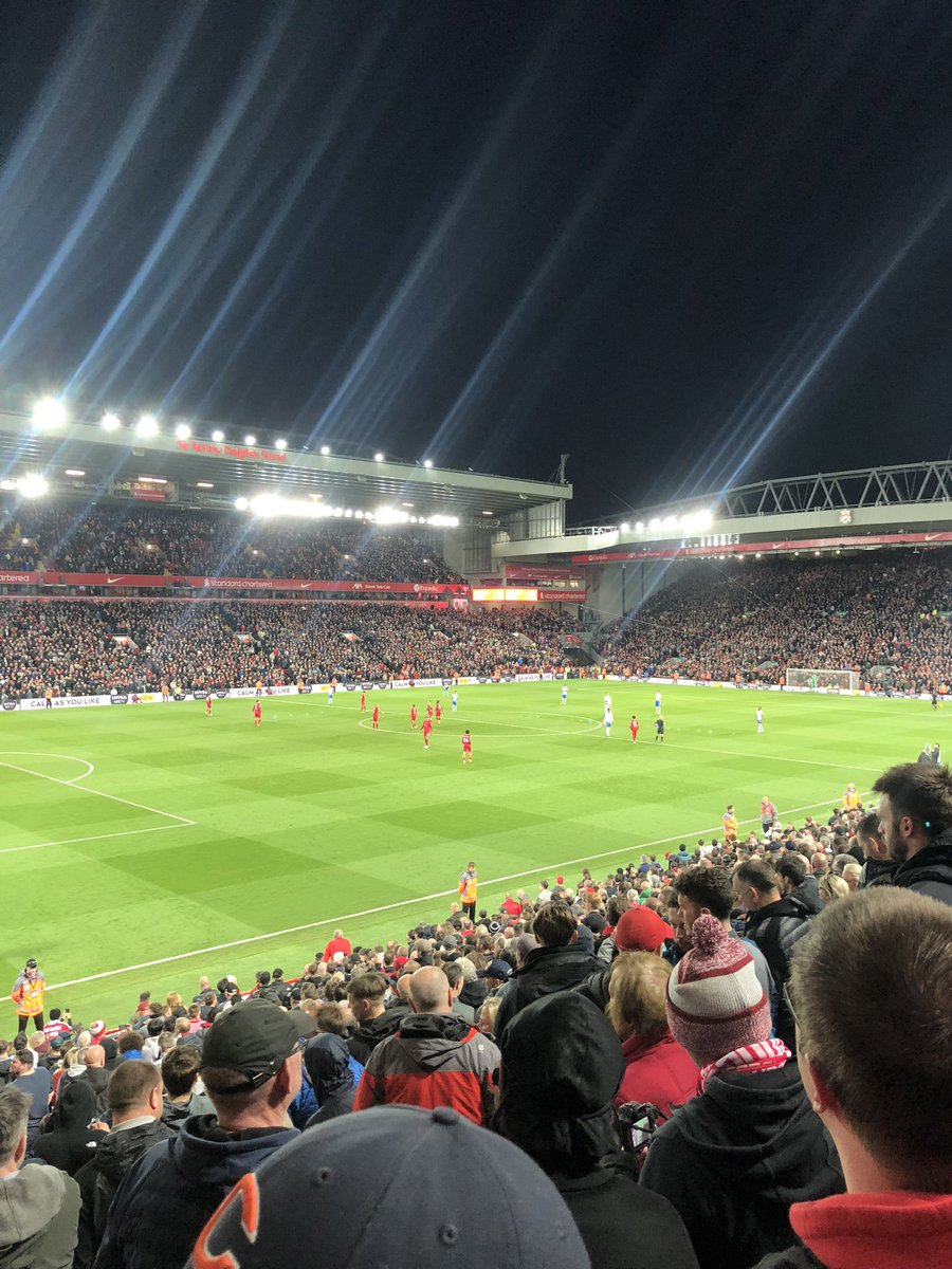 Assass1nsGr33d's tweet photo. 2-0 so far come on you reds!!! https://t.co/UOrSVbITKI