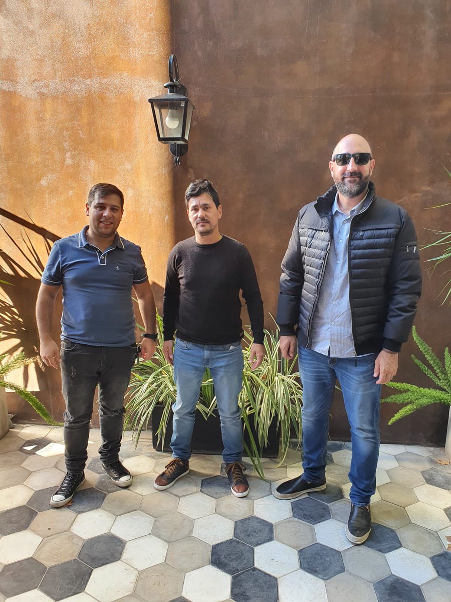 Nos reunimos con el compañero Herman Caseres de Merlo…
Bienvenido compañero a <a href="/partido3p/">Partido Tercera Posición</a>! 
Construyamos futuro!!! 

<a href="/partido3p/">Partido Tercera Posición</a> <a href="/GracielaCamano/">Graciela Camaño</a> <a href="/GermanPavone/">German Pavone</a>