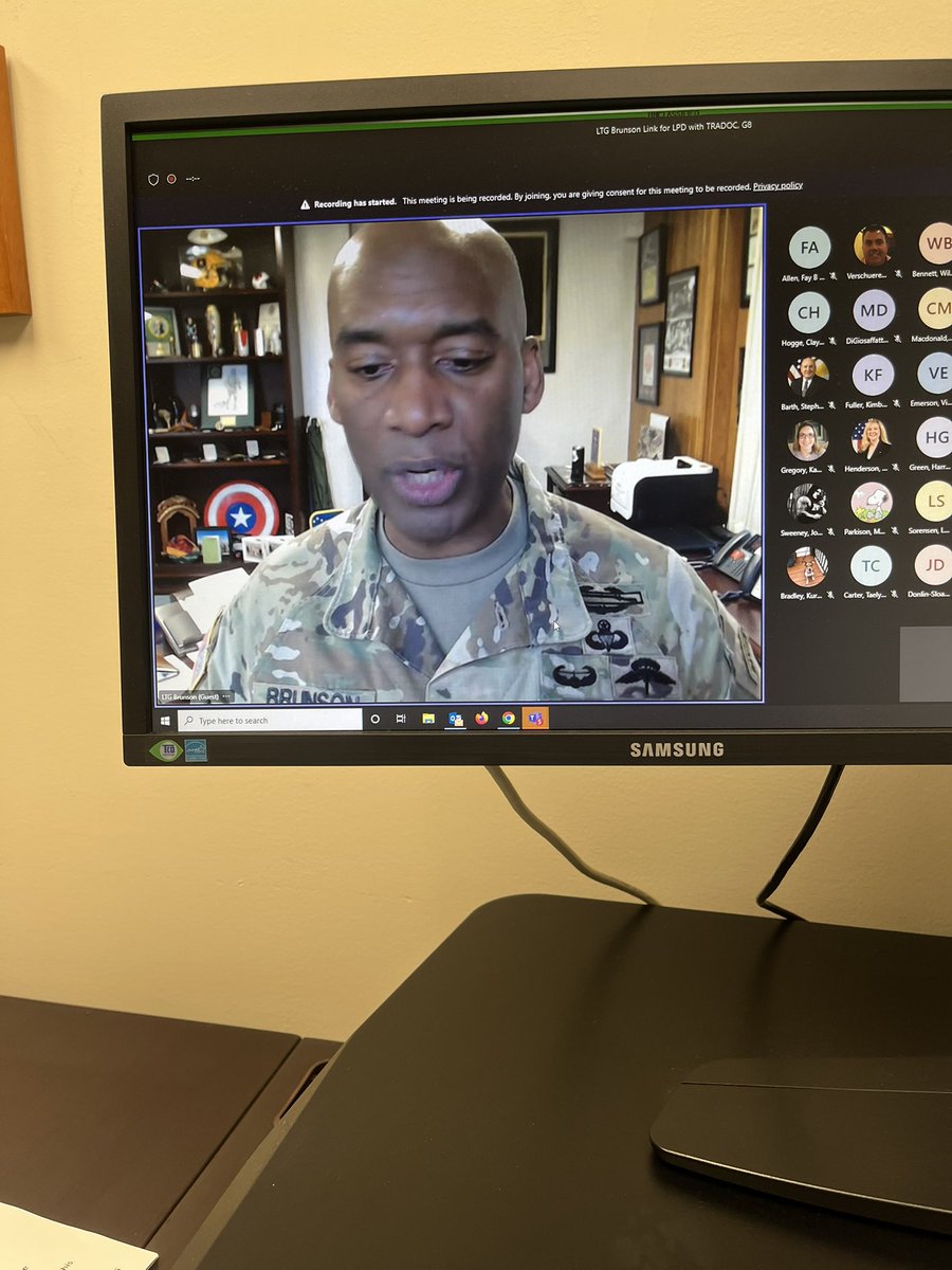 mattypage8's tweet photo. ‘Touch Tuesday’— between the @TRADOC LPD and getting to hear from LTG Brunson @Bayonet6X, today was a good day. https://t.co/hy5YsKKHiH