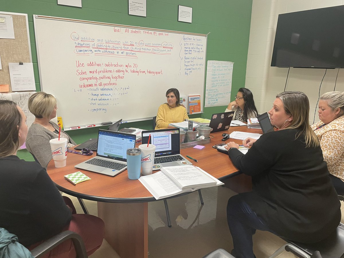 cimeronejana's tweet photo. Collaborative teams working on essential standards and common assessments at Gentry Primary School in Arkansas. Showing what the PLC at Work process is all about. #PLC4AR @SolutionTree @SolutionTreeAR https://t.co/Vt131om63e