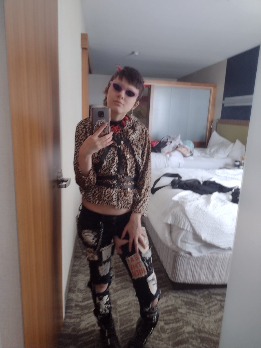 gothicfindomme's tweet photo. Fit for today 

Findom paypig https://t.co/C79ultCPf8