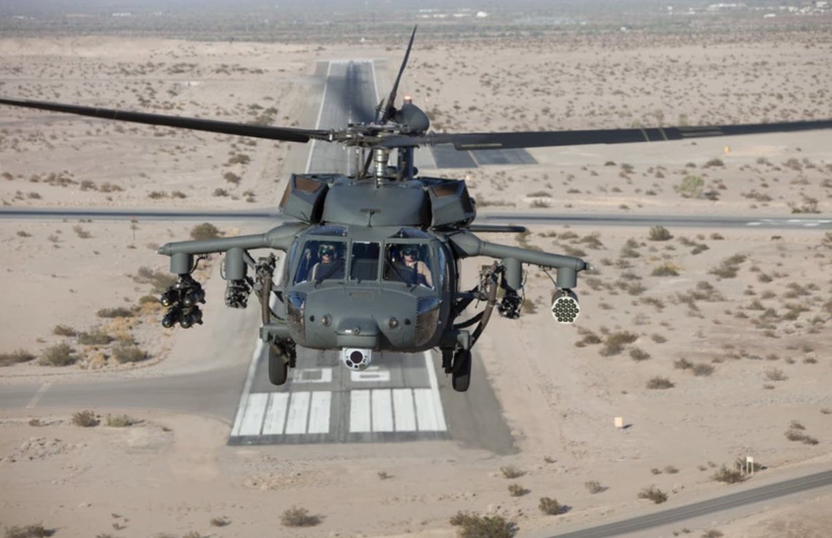 PucaraDefensa's tweet photo. El #BlackHawk pisa fuerte en #LATAM. Entrevista a Adam Schierholz de @Sikorsky en @FIDAE_OFICIAL 2022
@HelisDatabase #helicopter #helicoptero #alasrotativas #sh3h #seaking @FuerzaAereaCol @PoliciaColombia @marmilbr @fab_oficial #fms #fondef 

https://t.co/9q7Itl7UNa https://t.co/9GuqvSLLaZ