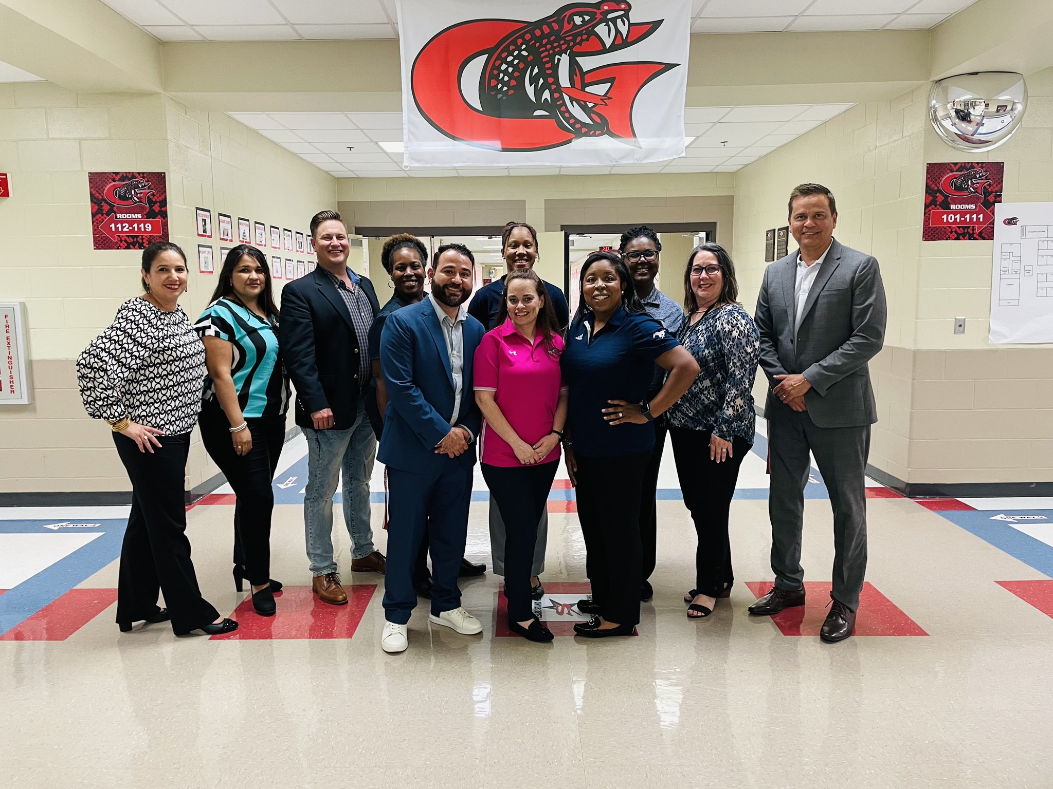 sisdmedia-on-twitter-lamar-cisd-visited-b-l-gray-today-as-a