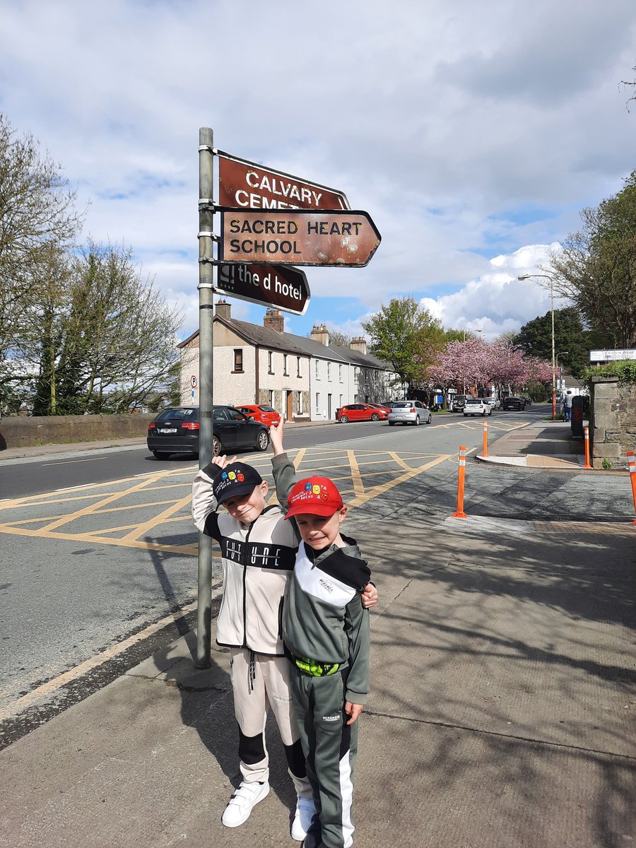 The boys were delighted to see this sign yesterday in Drogheda! 🙂 @shbnsd11