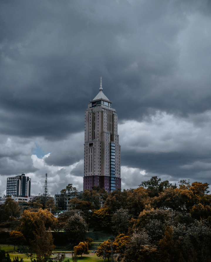 BenMwan13601247's tweet image. South C hope you guys have bought swimming costumes...the pool party is about to go down.
#MasculinitySaturday  #Ruthodinga #RemoteControlledRaila #Oscarsudi #Waiguru