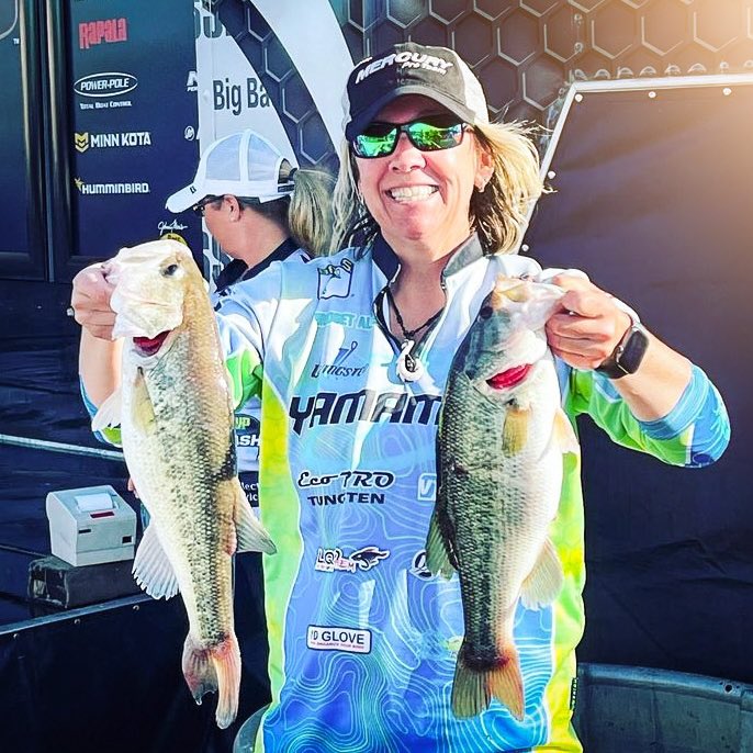 LiquidMayhem_'s tweet photo. Our friend @bridgetallenfishing puttin in work at a recent #BassmasterOpen event! 👌

#bassfishing #basstournament #mayhembaitco #liquidmayhem #liquidmayhemfieldstaff https://t.co/QWKI8yYi1n