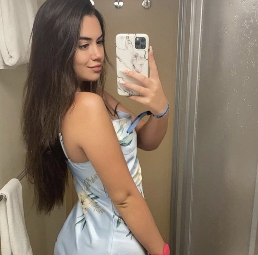 AliVilla2002's tweet photo. do you want me to take off my dress?🥰

buy my promo packs🫦#onlyfans https://t.co/5FHupBwnIa