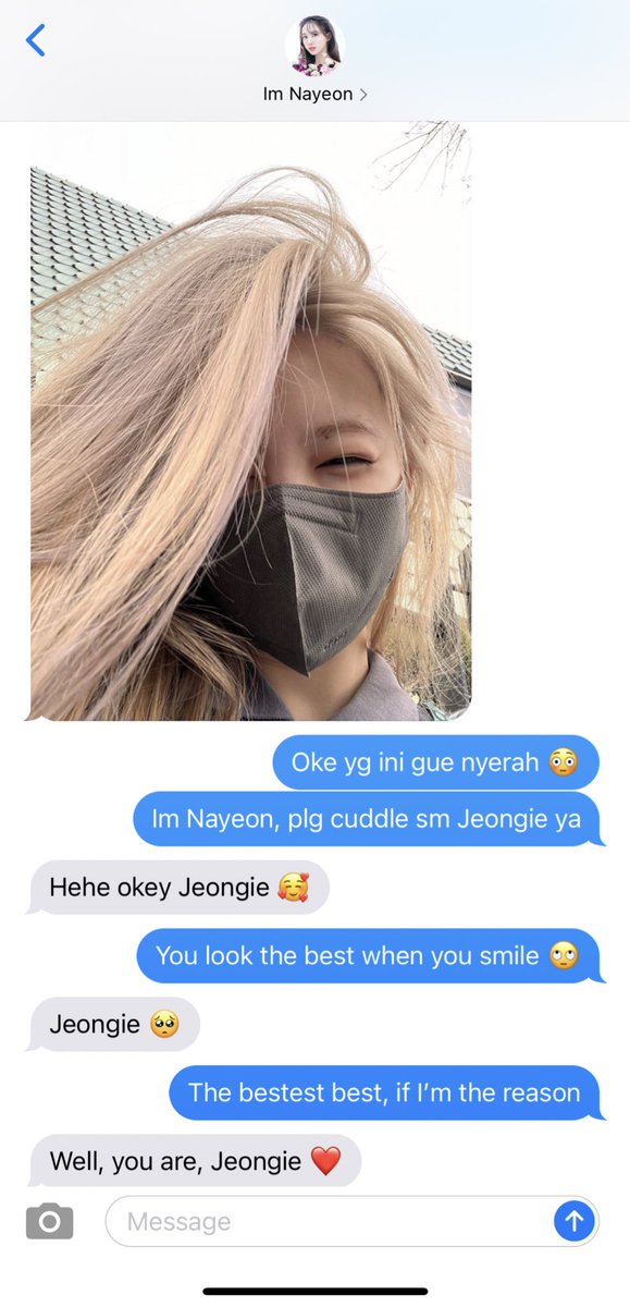 LokalMichaeng's tweet photo. Love Language
#2Yeon #RandomUpdate #Twice https://t.co/NQAhtKMrW1