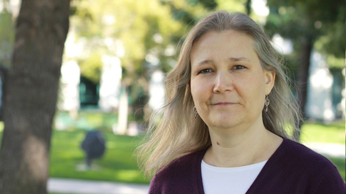 IGN's tweet photo. BREAKING: Amy Hennig, the creator of the Uncharted series, and her studio Skydance New Media are officially making a Star Wars Game. https://t.co/SfZWo3Xpp4 https://t.co/3uI9HJTdAT