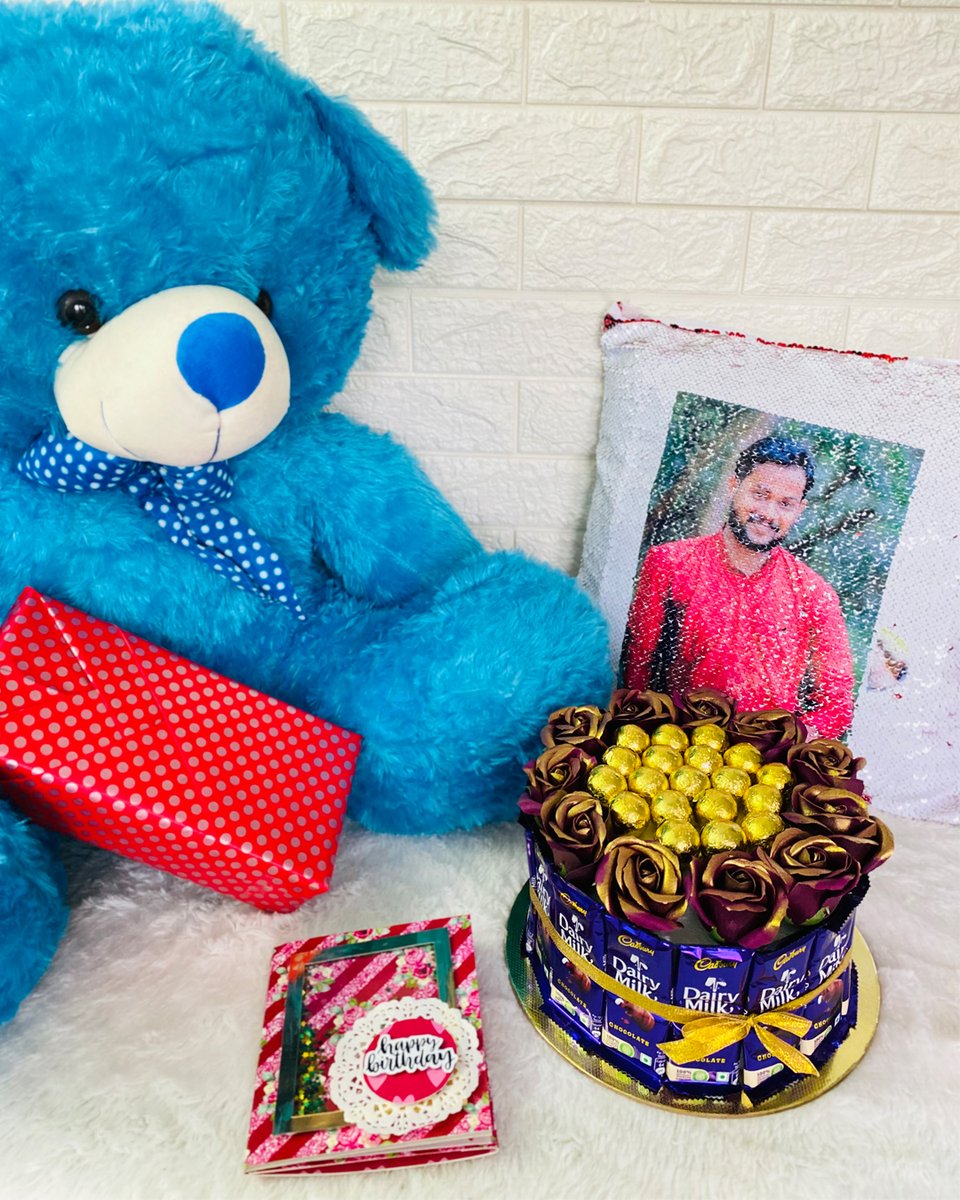 MakeYourWish2's tweet photo. Customized Greeting Cards with an extra dimension 😉😉
.
.
.
.
Order for your beloved ones now
.
.
.
.
Thank you Sandeep Sir for Choosing us 😍😍
#gifts #bdaygift #kerala #trending #CustomizedCards #make_your_wish #mallu https://t.co/GcIySM0IHS