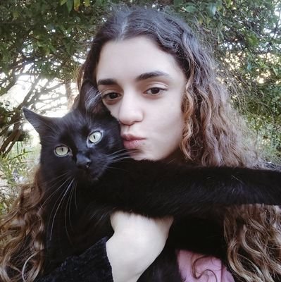 Little Rupi passed away yesterday. It's like I lost a part of me, the pain is enormous. But I hope that in the end, only the love, happy memories, and all he taught me last. He'll always be in my heart, a little sparkle of constant joy