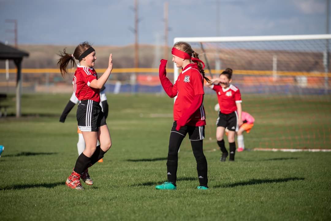NSSC1998's tweet photo. Smiles all around! Goals never get old, no matter the age!
#NSSC1998 #NorthScottSoccer #NorthScottSoccerClub #NorthScott #NorthScottLancers #EldridgeIA https://t.co/gScJAMkdQv