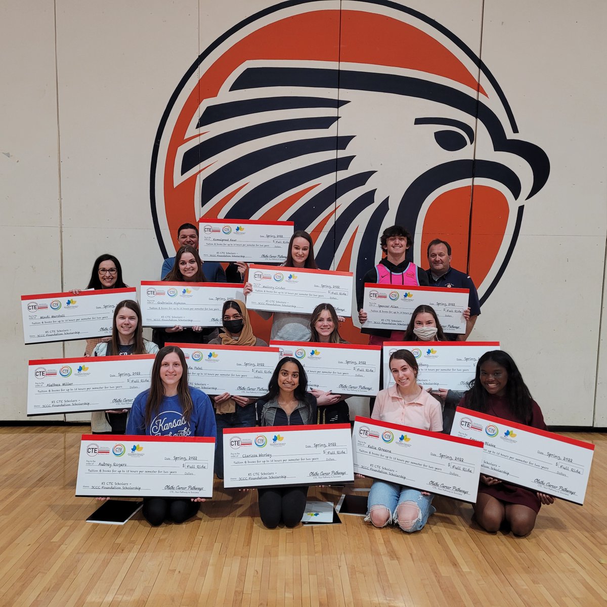 OlathePathways's tweet photo. These @OlatheEastHawks received a 2-year scholarship to JCCC after being awarded the Kansas CTE Scholar designation through KSDE. These students represent our Marketing Pathway, Future Educators Academy, and Civic Leadership Academy! CONGRATULATIONS!!! https://t.co/0WSbclx6Af