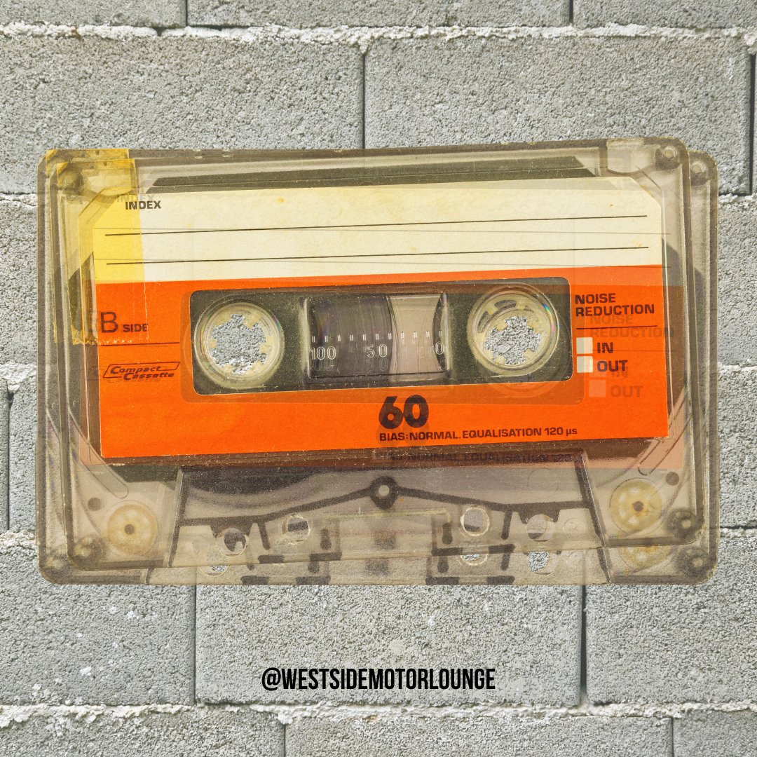 WsideMtrLounge's tweet photo. Music will be more than a mood at Westside Motor Lounge. ⚡️ #westsidemotorlounge #livemusic #vinyl #musicmatters https://t.co/TI6DtZ4Qch