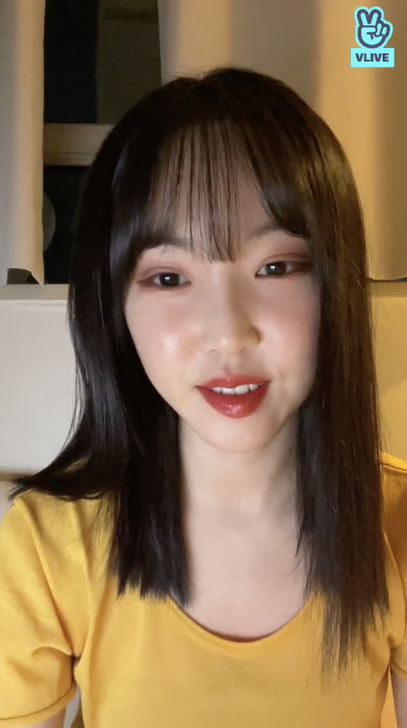 GFS_backup's tweet photo. Yuju on fandom name

🐶When preparing my solo debut in Jan I discussed w/ company about new fandom name but I wanted to call Buddy a bit longer since its my 1st solo &amp; they respected that opinion. New fandom name will come but that doesn't mean Buddy will disappear

@konnect_YUJU https://t.co/jxUz9akkUQ