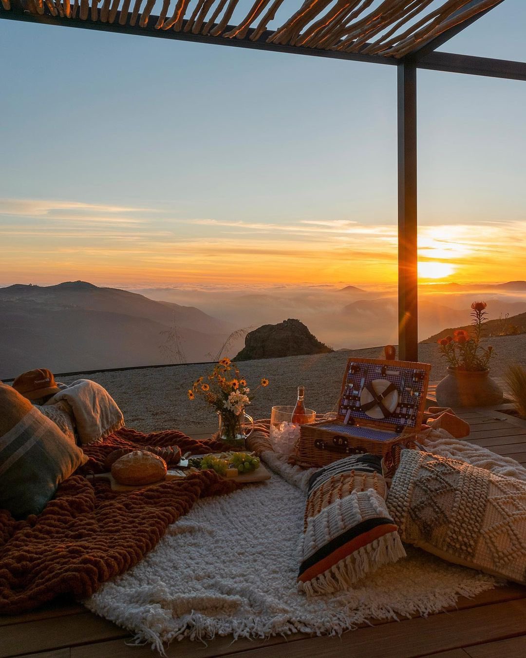 Destinations on Twitter: “Sunset in Morocco 🇲🇦 https://t.co/ALGqZ07yQU