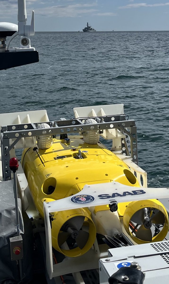 Easter Eggs are stowed and MASTT are back to it! Today, the 2iC has been piloting the SAAB ROV in the Plymouth sound. #MASTTeringMCM @ThalesUK