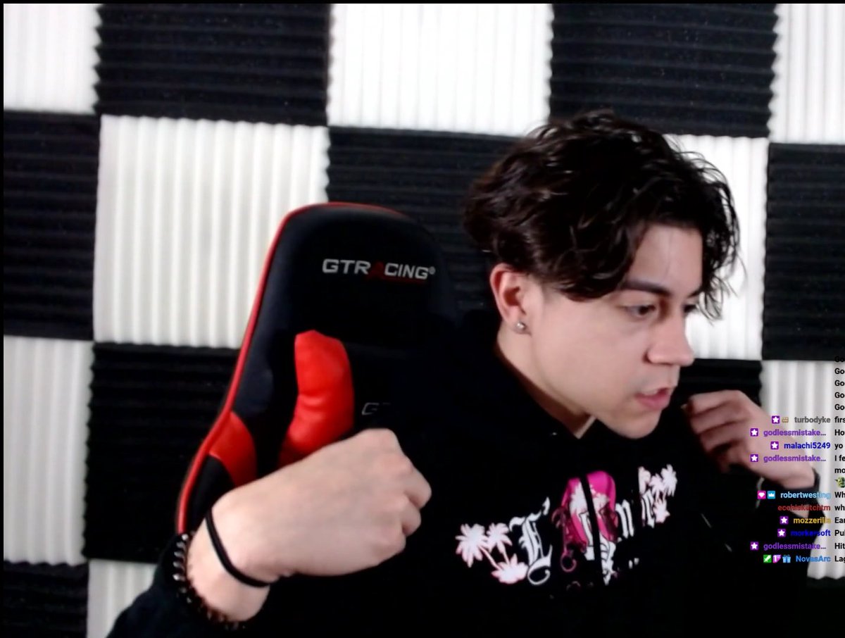 Thunderblunder7's tweet image. Thanks for all the love and support with the L'Agence campaign so far ‼️ 😈😈  Only 48 hours left to grab it before it's gone forever, so we wanted to do a little giveaway for you guys!! agencyofficial.com⛷️WE ARE GIVING AWAY A FREE HOODIE TO 4 RANDOM PEOPLE WHO RETWEET!🕺🕺