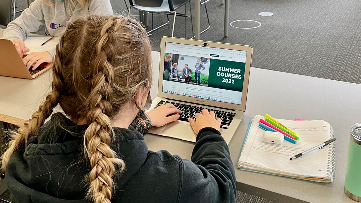 KingsAtWestern's tweet image. Summer course registration is now open. Students can set themselves up for success by enrolling at Kings.uwo.ca/summer-school  #IGoToKings #CourseEnrollment