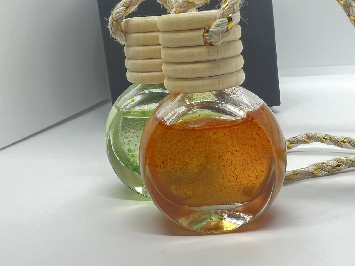 gentlenbare's tweet photo. 🚨 NEW PRODUCT ALERT🚨👀
Introducing our Air Freshener Diffusers! 

https://t.co/e7ImpcZQ65 

#BlackOwnedBusiness #SmallBusiness #gnbselfcare #business #soap #airfreshener #airdiffuser #home #scents #selfcare #bathandbody https://t.co/pcb55fFbPJ