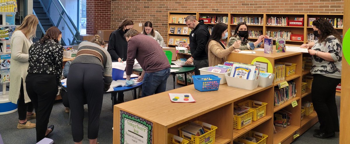 Mrs_NielsenCKL's tweet image. Great Math learning at Archie Stouffer ES. It is so nice to have in person Math PD for Grades 1-8 across the board! #tldsbmath