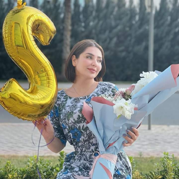 simaaljaf's tweet photo. لا  أحد يعرف السبب الحقيقي خلف هدوئك , 

💙 #سيما_الجاف #وصيفة_ملكة_جمال_العراق https://t.co/H5S5E6cYPl