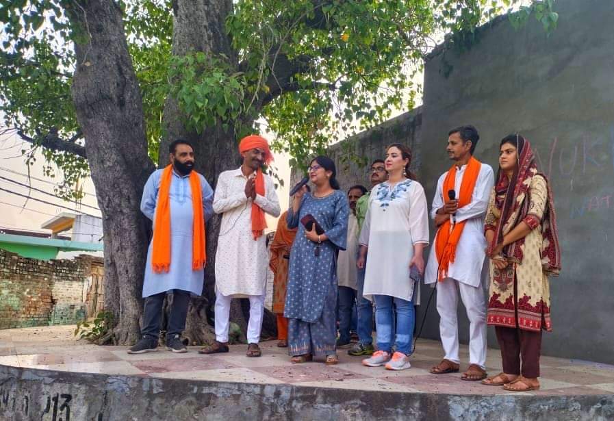 ajitpaulsharma's tweet image. स्वच्छ भारत अभियान जारी है