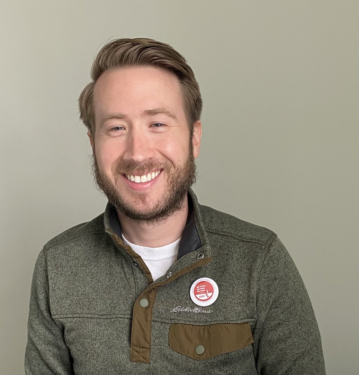 dwasser2's tweet image. It is #CGSUButtonUp day and I’m proud to stand in solidarity with fellow grad workers! Cornell works because we do. Any person, any study, one union @CornellGSU