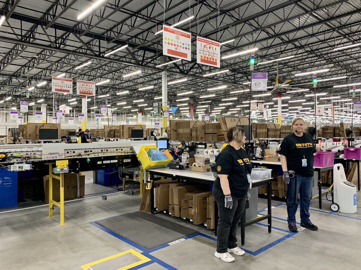 queensprofessor's tweet photo. Had my first visit to an Amazon fulfilment centre using #robotics to make work safer and more efficient for employees.  Great to meet Donna Skelly (MPP) and Dave Ellis (@CANFIRST). Kudos to Amazon for supporting #stem in Canada!  👍🏻 I even got to (manually) pack an order! 🤣 https://t.co/ywCPLFPpBl
