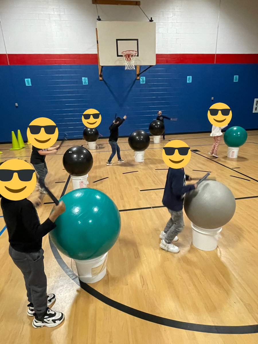 MrsHickersonPE's tweet photo. Cardio Drumming this week in P.E. Our kinders rocked it today! https://t.co/9uqEQZsNre