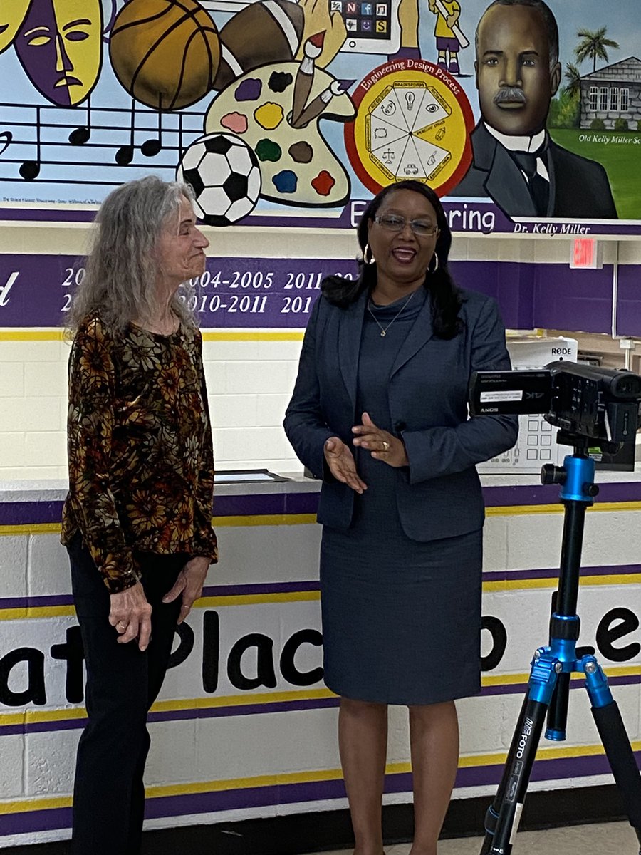 A huge thank you to EQUUS Television Network and Julianne Neal for the generous donation and equipment to the <a href="/KMES_Tigers/">Kelly Miller Elem.</a> Podcast/Journalism Studio Project! <a href="/JRGreenK12/">J.R. Green</a> <a href="/TeamFairfieldSC/">FCSD</a> <a href="/scartscomm/">SC Arts Commission</a> @abcprojectsc <a href="/julianneneal/">Julianne Neal</a> @Fairfield_Post