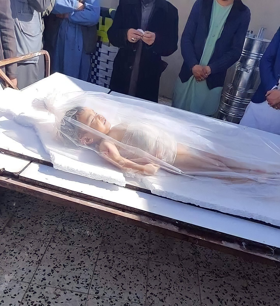 SocietyFrame's tweet photo. أطفال كابول
هذه ليست #أوكرانيا
#Afghanistan https://t.co/u0oFkHB1RB