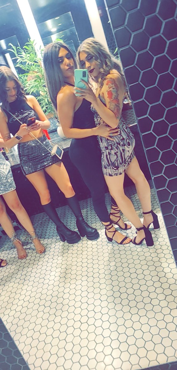 yoyagg23's tweet photo. Pay for our drinks tonight and tomorrow night 🌙  need vacation money spoil us rotten baby https://t.co/skHOqJ8hrM