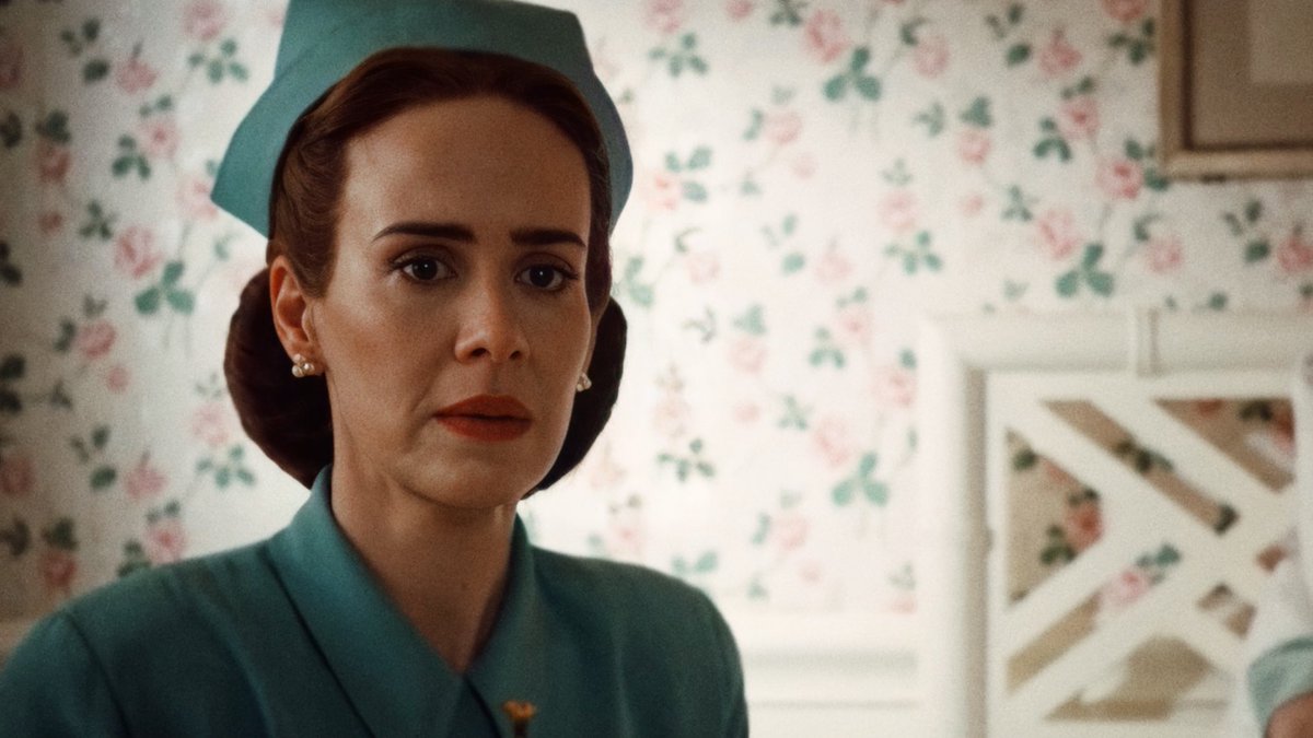 SaraPsuprem's tweet photo. Sarah as Mildred is one of the best things in the world 🤎🕯#Ratched #Ratched2 https://t.co/mgOX4SK4rt
