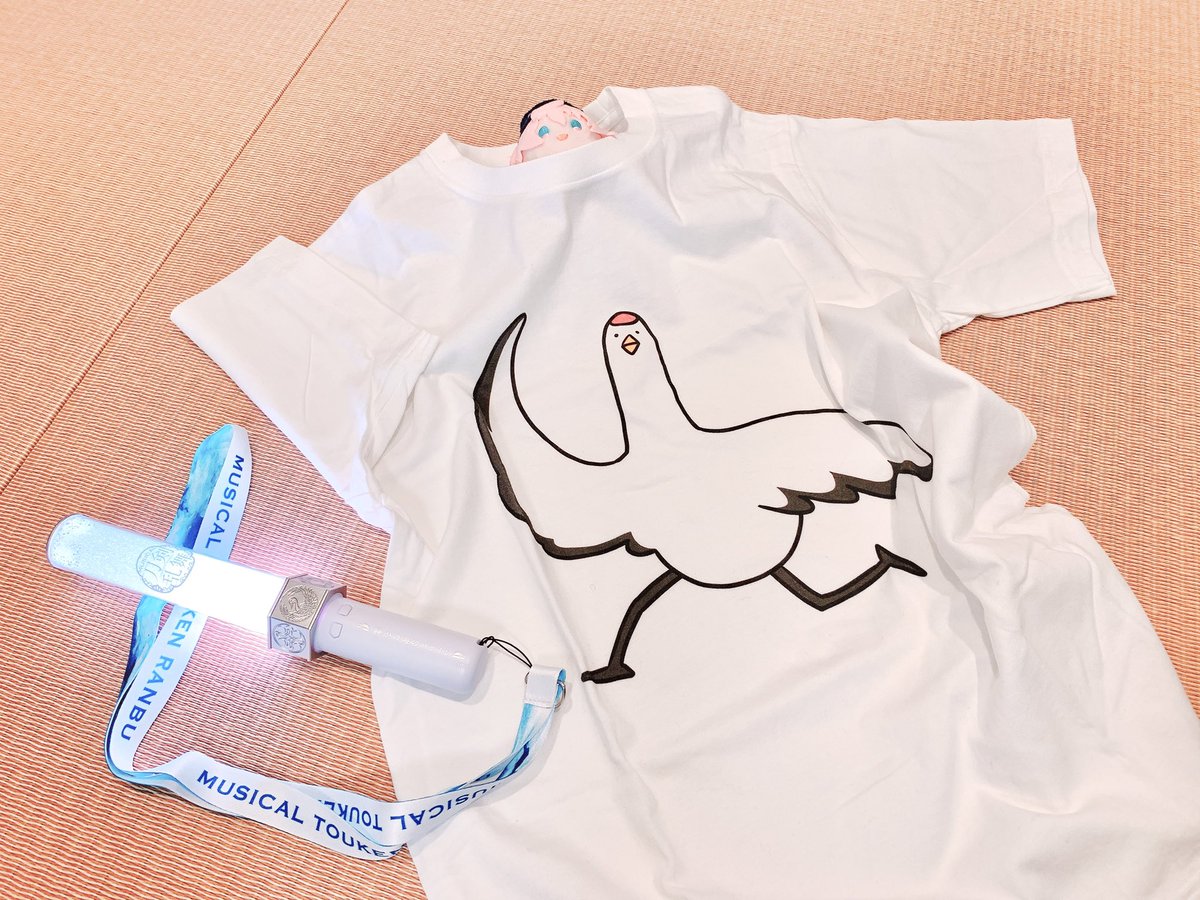 スパコミで初夏のTシャツ祭りしようかとふと思ったんだけど、鶴T🐥(新デザイン)と栗T🌰作るなら数は1:1がいいんだろうか。鶴T多めの方がいいかな? 