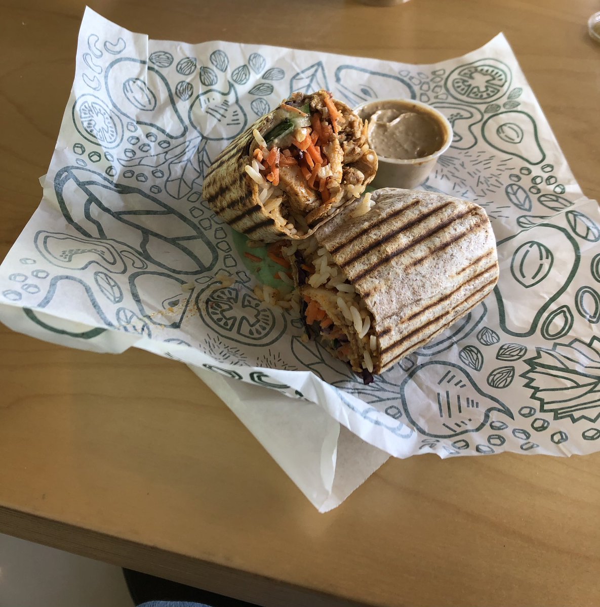 macrae91's tweet photo. @EatThisTown I had their Chicken Thai Peanut wrap in Bedford over the weekend. 10/10. Great spot for a healthy lunch https://t.co/HQwdjlEAyC