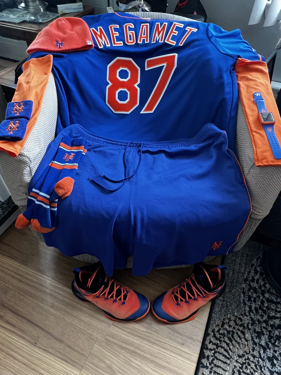 JBruno81's tweet photo. My gear is set!! It’s time to get ready & head to @CitiField for todays @Mets #DoubleHeader #LetsGoMets #MegaMet #BlueAndOrange #Lfgm https://t.co/LSj42UhbgV
