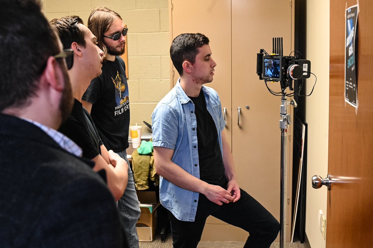 Bradyrockstar's tweet photo. more second chances behind the scenes
come see it at Blackbird Film Festival
#BehindTheScenes #movies #FilmTwitter #Studio302 #worm https://t.co/hOSq0rPEx3