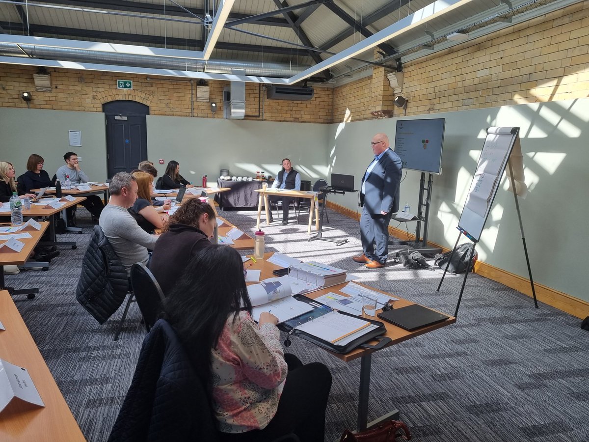 SafferCooperLtd's tweet photo. Fantastic session today by Ian Fletcher at @WillmottDixon and Kev Smith at Neo Projects delivered to #BricbyBric students.  Absorbing discussions regards todays construction marketplace challenges  👏 Fabulous gents, thanks. https://t.co/w1N81Xwphz