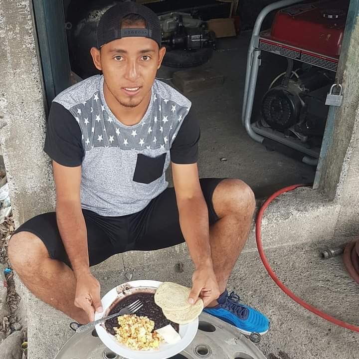 Frank Velásquez: "Nunca hemos pedido nada a cambio por representar a nuestro país; todo lo que viene después son bendiciones de Dios".
