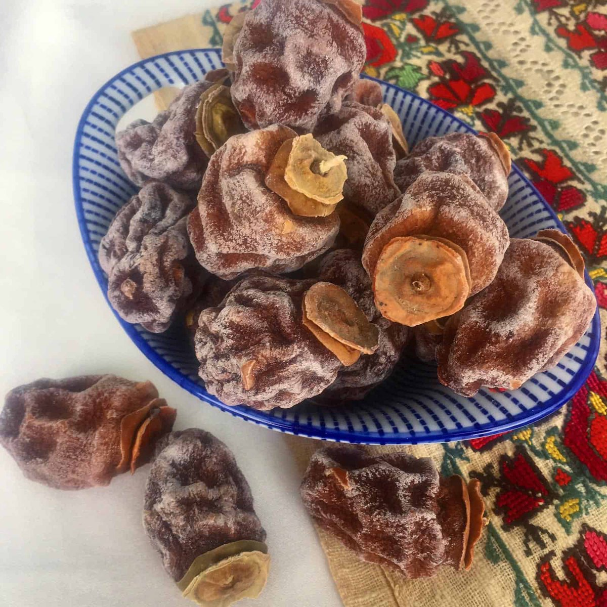 Sipariş veren yok!!!
bir baba, Khk lı olarak çok bunaldım

Cevizli muska 1 kg 75 tl 
Cevizli sucuk 1 kg 90 tl 
Erik pestil 1 kg 70 tl
Fındık ezmeli sarma tatlı 1 kg 100 TL
Kargo 25 tl 

En azından emeğimiz için 1 rt yapsanız 
Rt yapmak zor değil lütfen
0501 342 02 91 WhatsApp