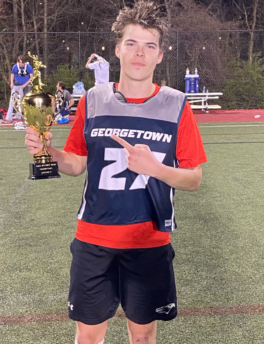 CoachLow21's tweet photo. Still at it: Shane Dennin ‘21.
His Georgetown University club team cops the Beltway Bash trophy.
Shane is an International Affairs major, concentrating in Security Studies.
#27
@ISLSPORTS 
@CoachFrancis31 https://t.co/xAM2NvkKZW