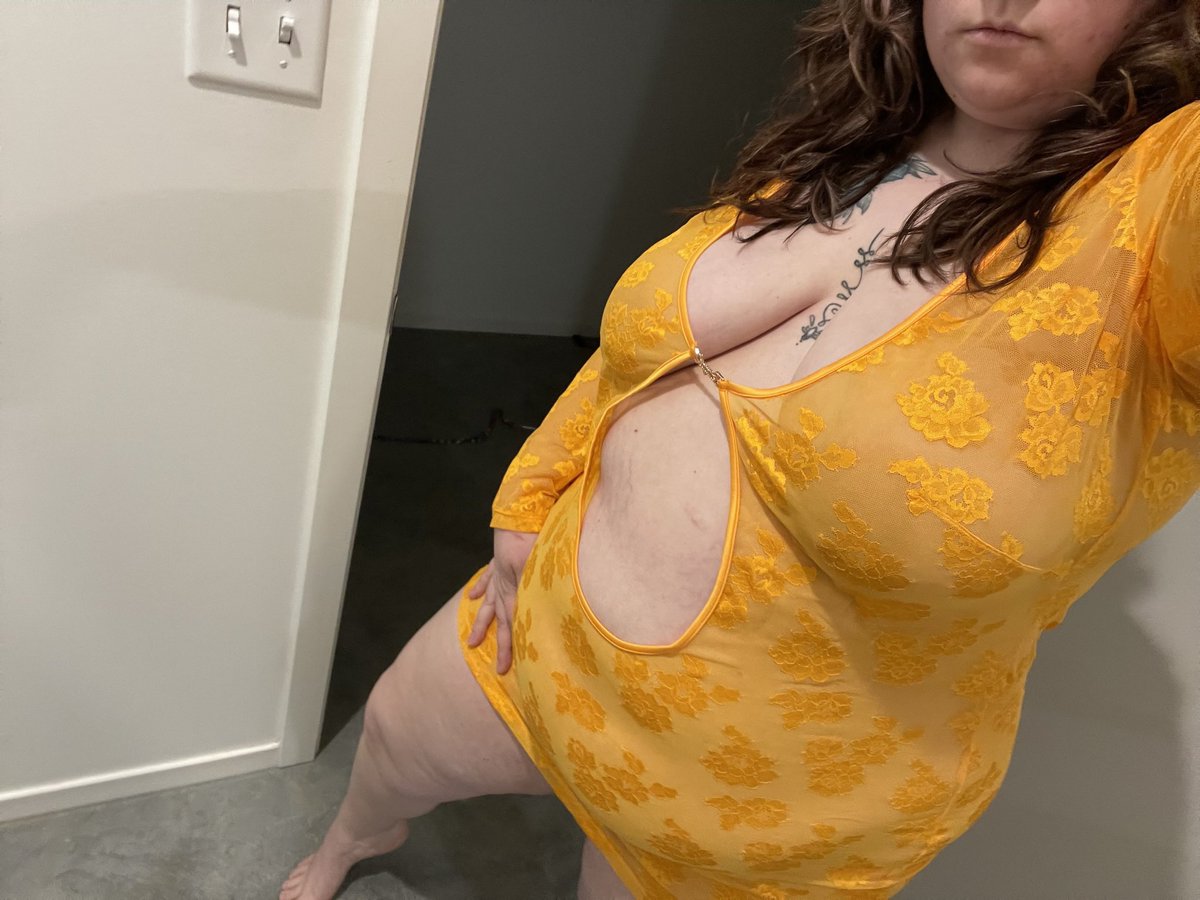 sinful_bri's tweet photo. Subscribe to this queen 😍☀️

https://t.co/7mksUIku06 

🌟weekly posts
🌟access to all of my exclusive content
🌟message me daily
🌟request costume content https://t.co/eW5IMieC2G