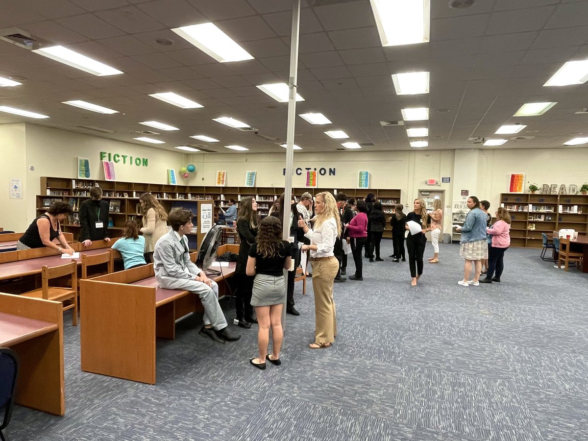 VRoeshink's tweet photo. Judged the Amazing Shake Round 3 competition today where students pitched their businesses ‘Shark Tank’ style. They did awesome! Thanks to all the volunteer judges, we couldn’t do it without you! @VolusiaCTE @volusiaschools @VolusiaSTEM https://t.co/HgbbMj6iKh
