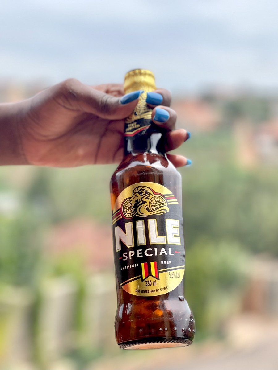 PatriciaZawedde's tweet photo. What is you see is what you take and all I see is a 2k shorty 🙈

Grab the 330ml @NileSpecial beer at only 2,000 UGX . #VibeYoKyi https://t.co/VWydex6pIb